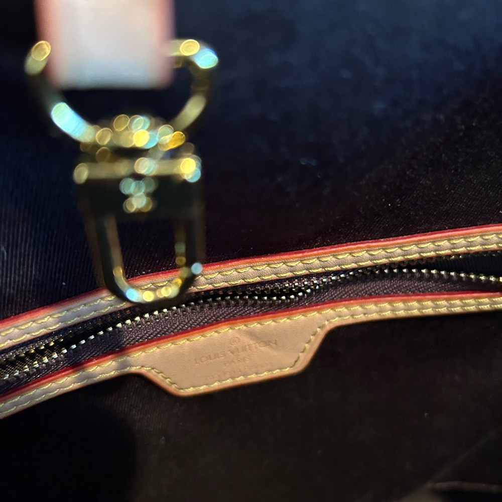 Copy Louis Vuitton Like New - Picture 3 of 6